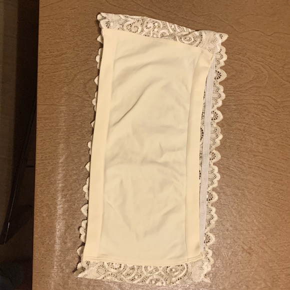 Roxy blue shorts with a lace bando.**NEVER WORN & WILL SELL SEPARATE** - Picture 5 of 5